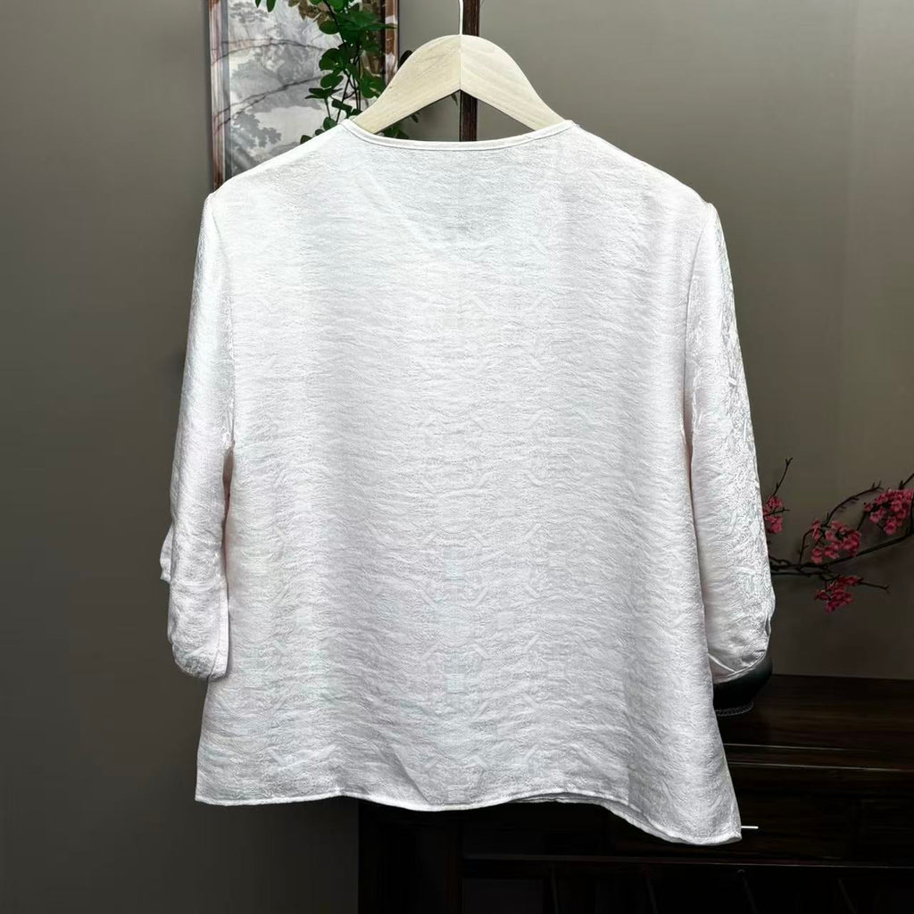New Chinese-style  White Embroidery V-Neck 3/4 Sleeve Top