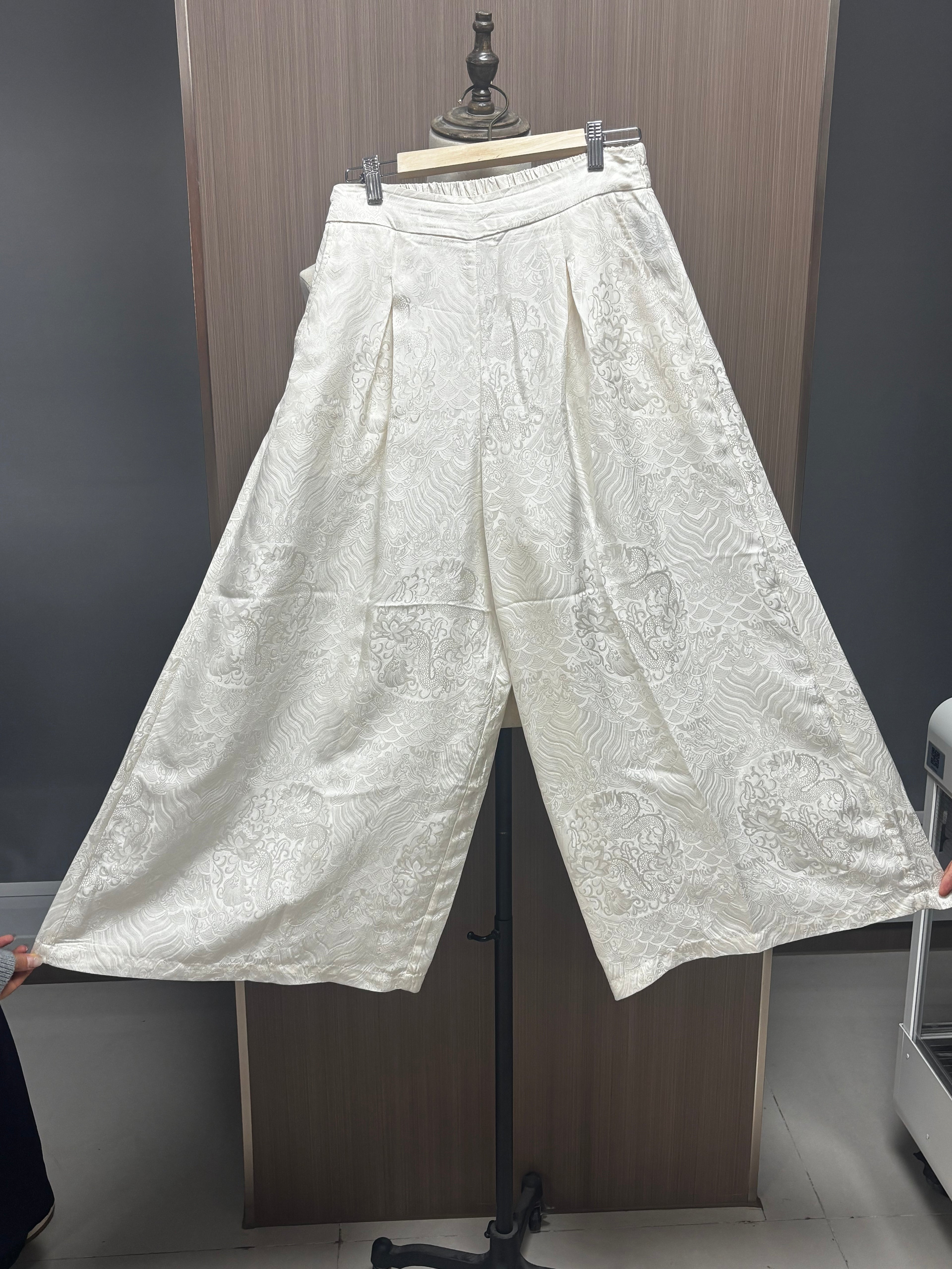 New Chinese-Style Dragon Pattern Jacquard Wide-leg Pants