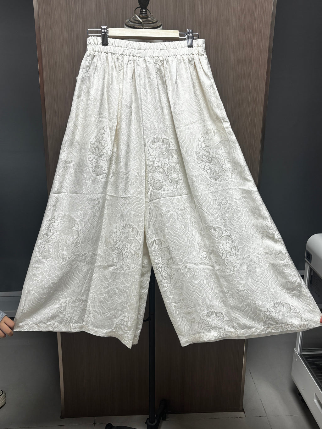 New Chinese-Style Dragon Pattern Jacquard Wide-leg Pants