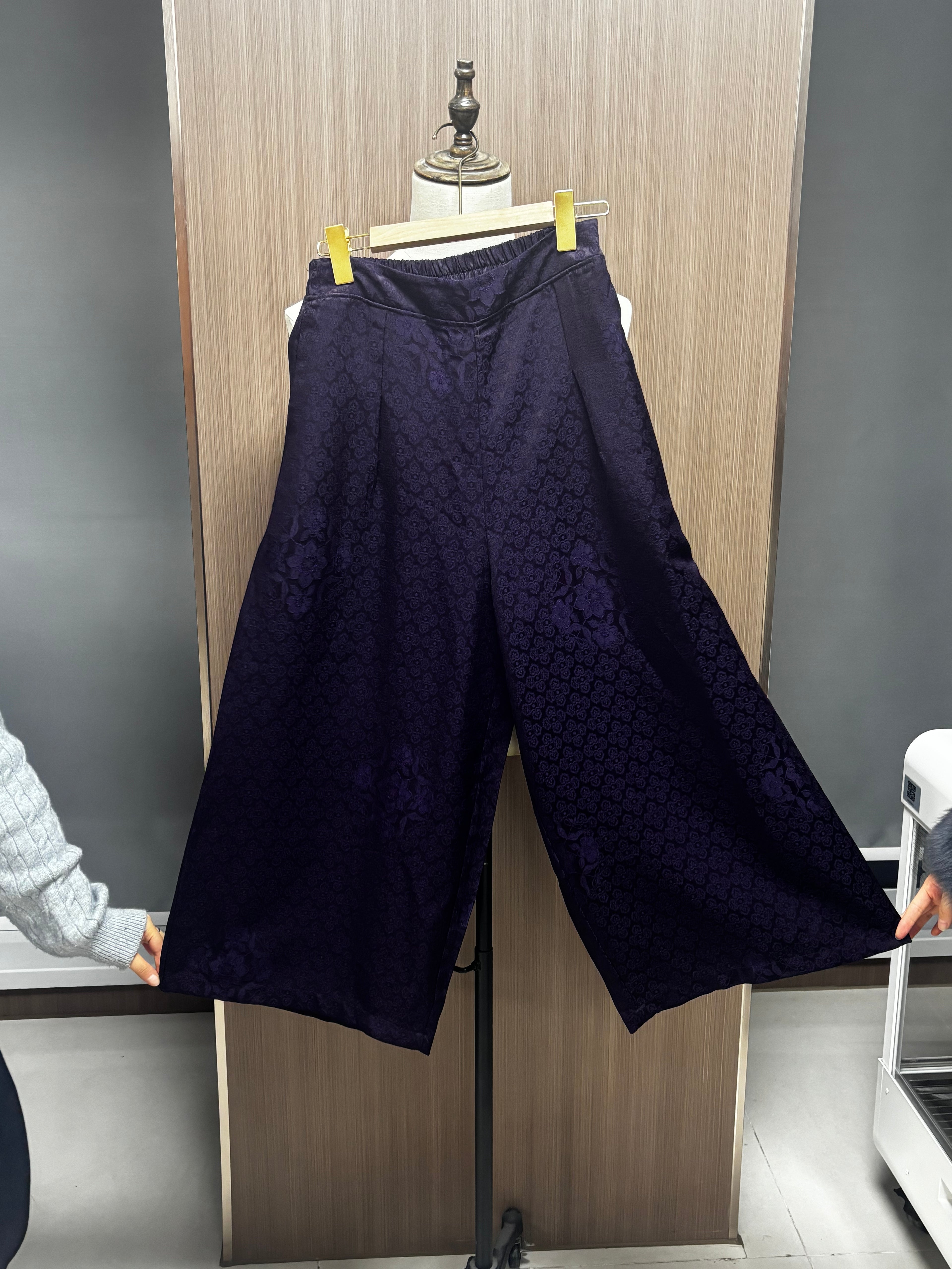 New Chinese-Style Dark Pattern Jacquard Wide-leg Pants