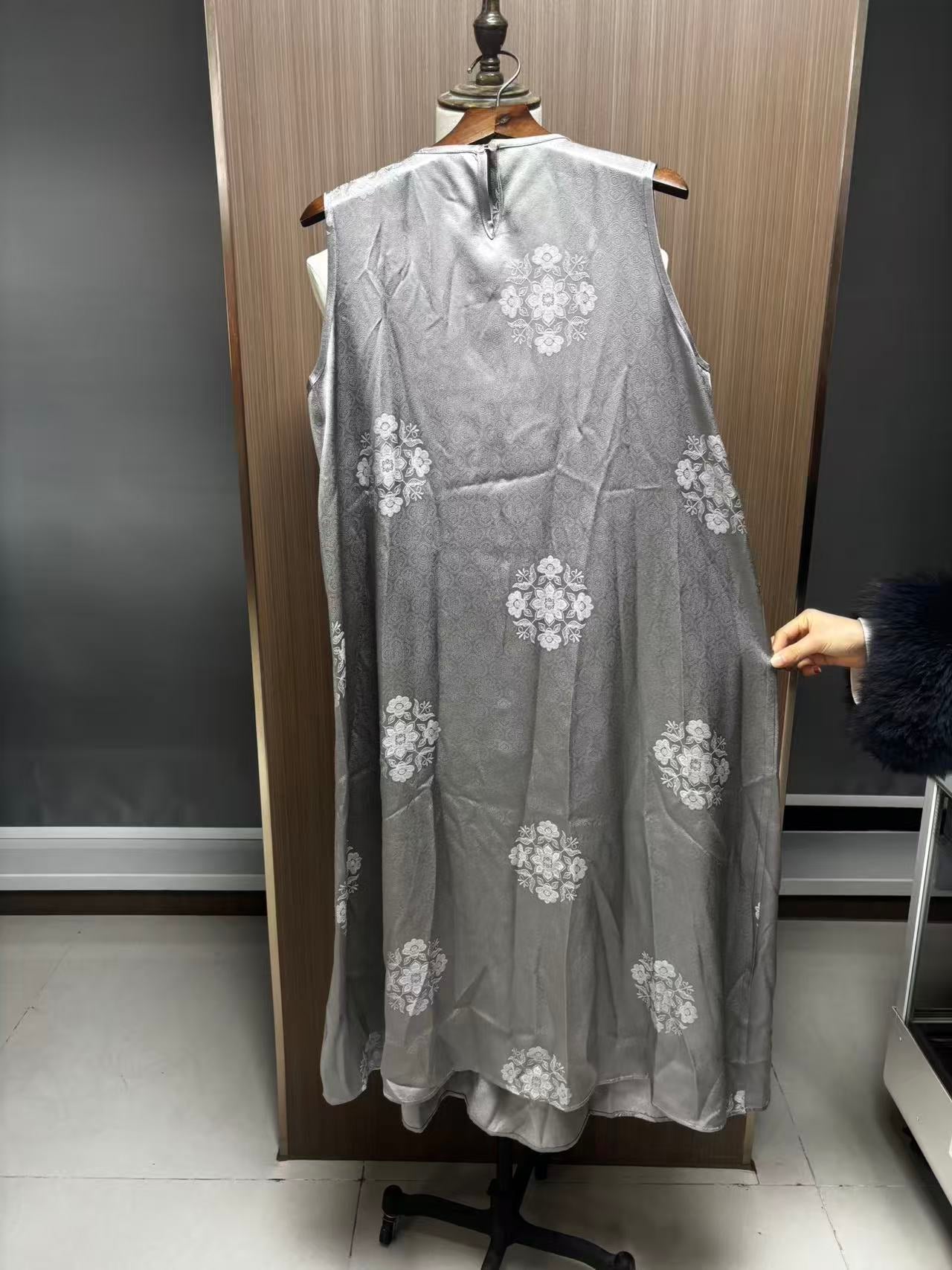 Women's long dress, sleeveless round-neck gray dress, jacquard vest dress