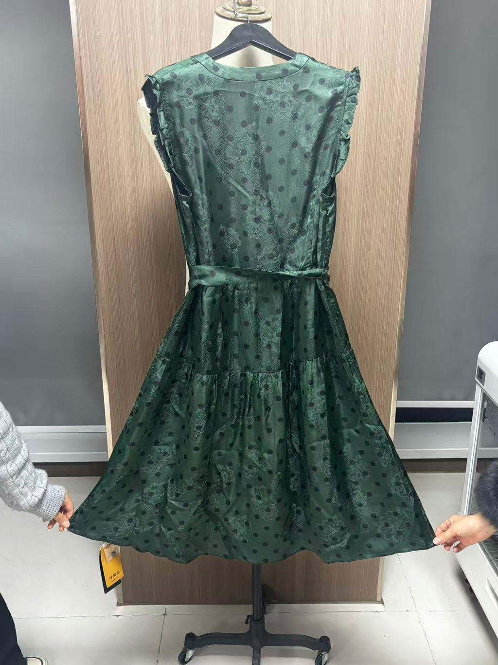 Green Polka Dot Dress Women's Long Dress Sleeveless with Belt