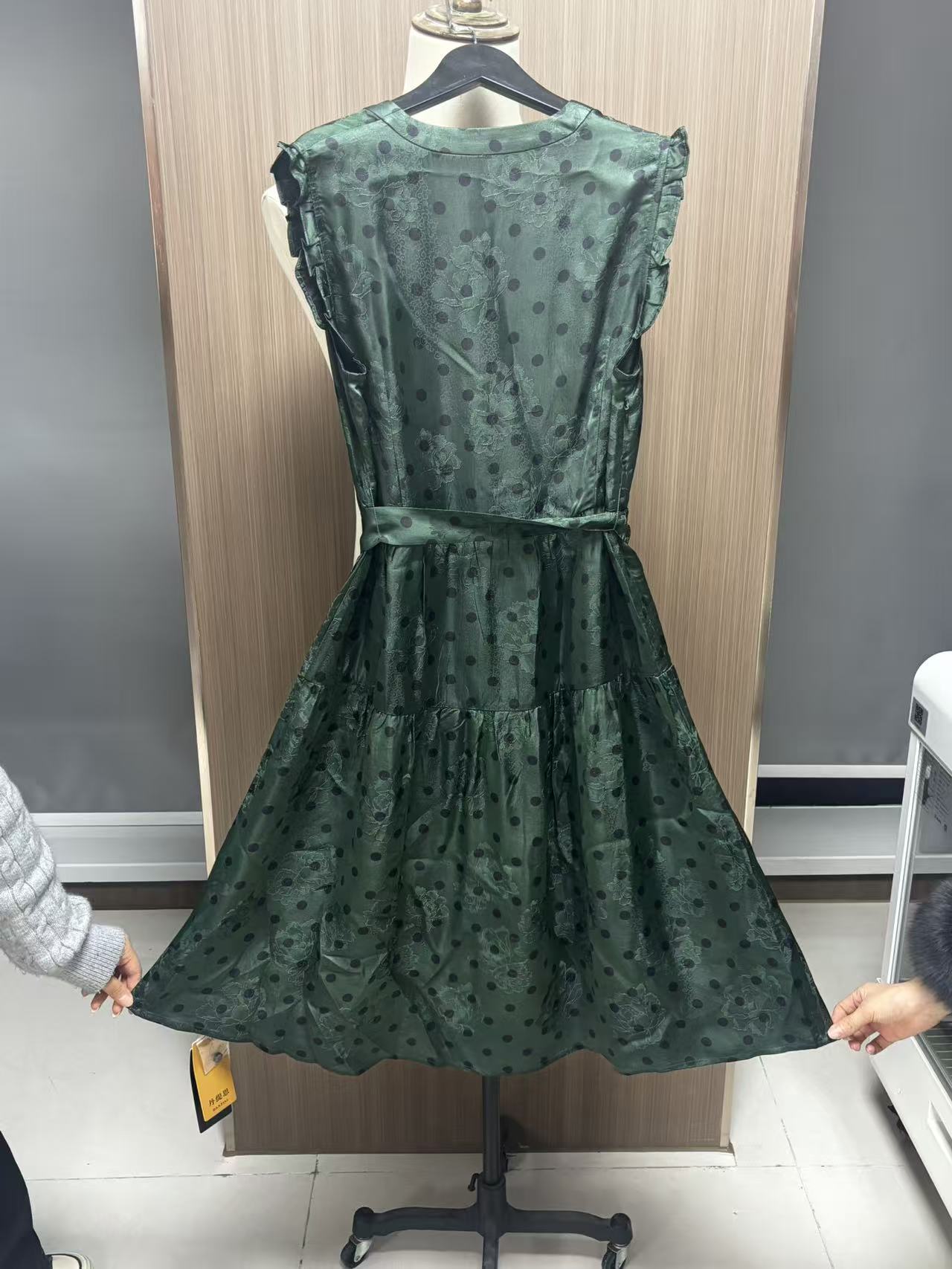 Green Polka Dot Dress Women's Long Dress Sleeveless with Belt