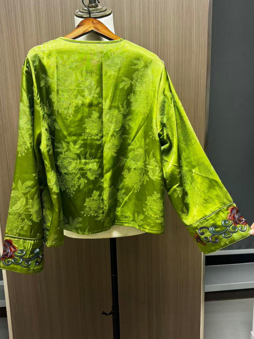 Women's Top Heavy Embroidery Satin Jacquard Top New Chinese-Style Shirt