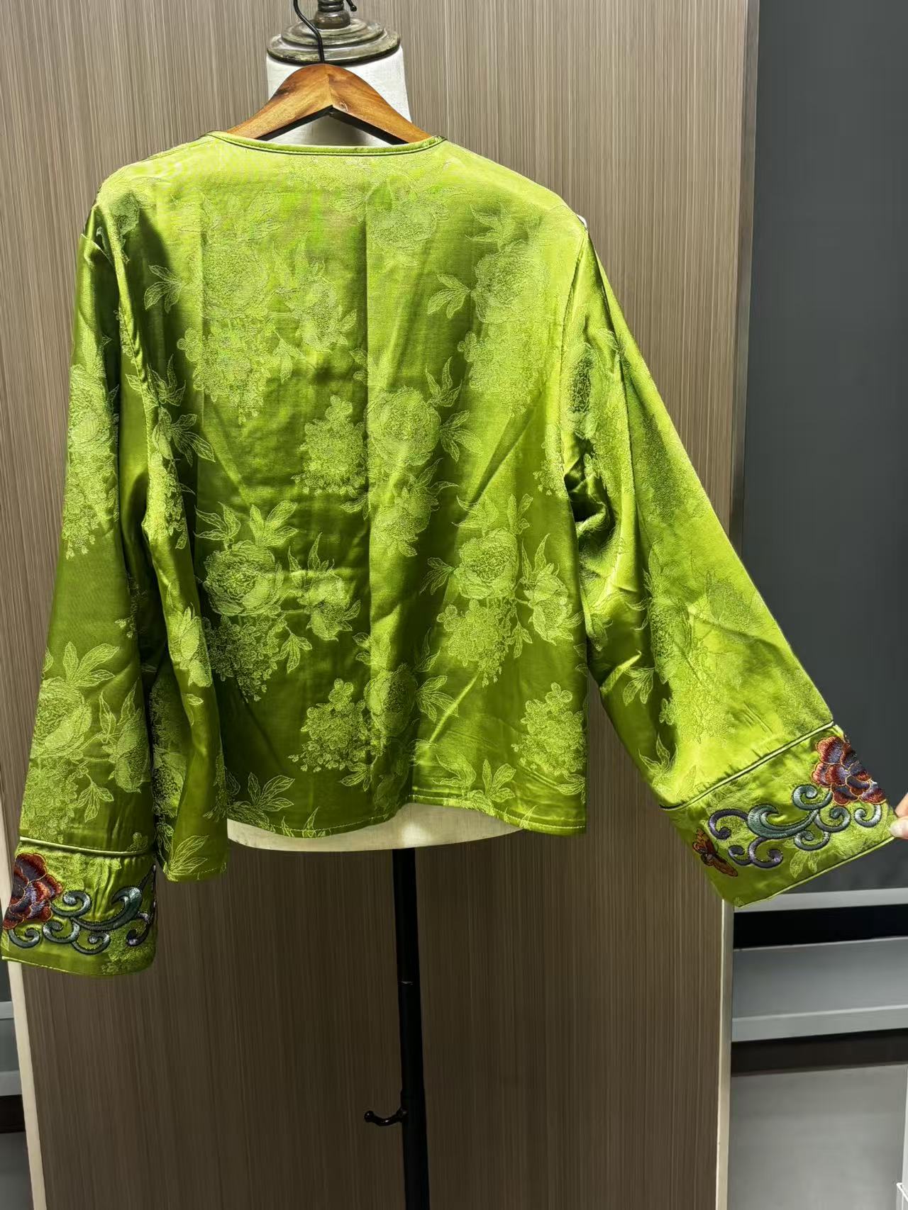 Women's Top Heavy Embroidery Satin Jacquard Top New Chinese-Style Shirt