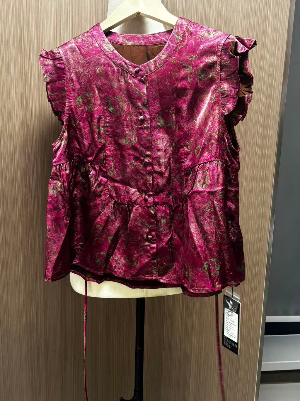 New Chinese-style Women's Top Sleeveless Short Style Rose Red Rose Pattern Cool Silk