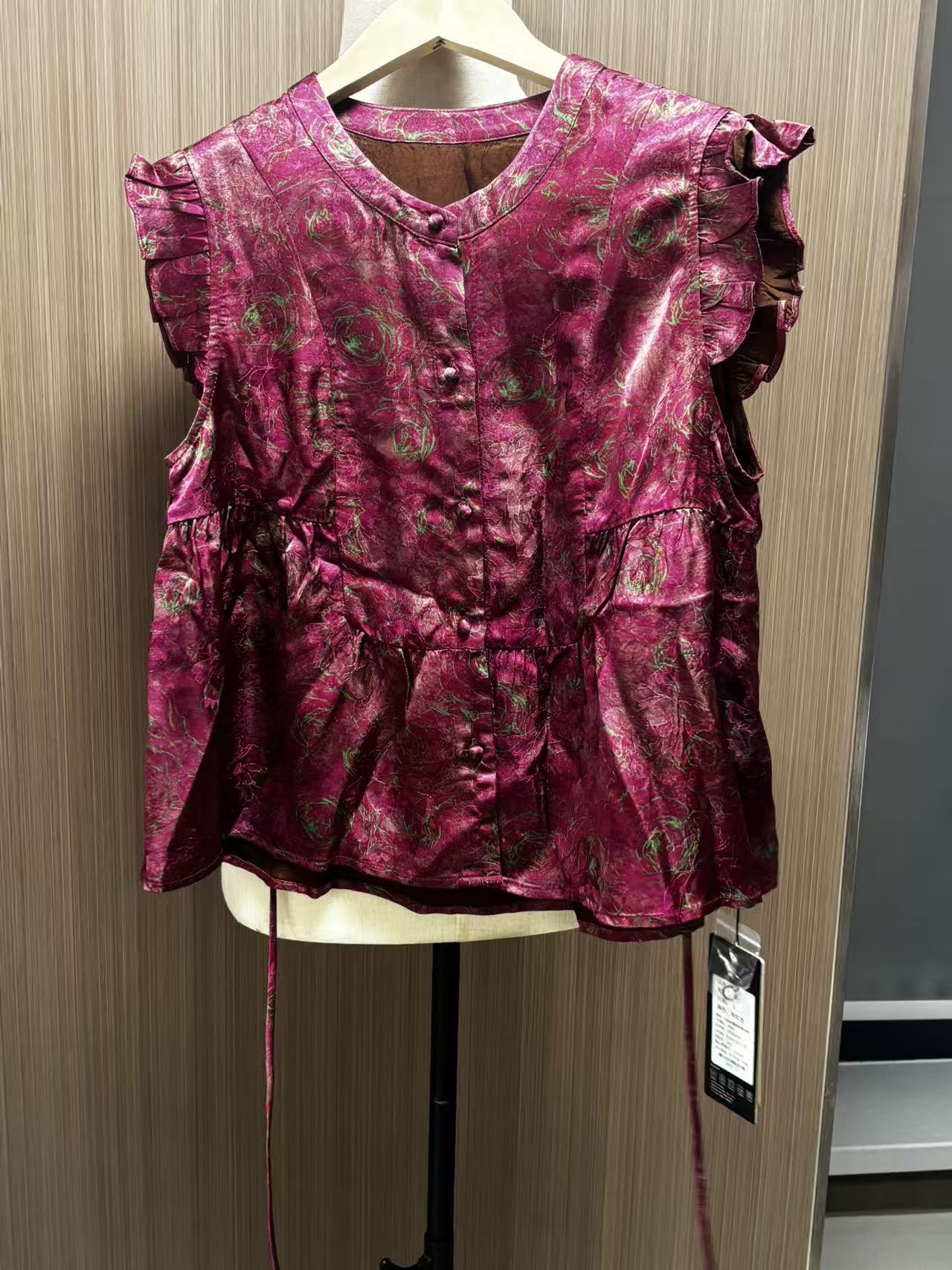 New Chinese-style Women's Top Sleeveless Short Style Rose Red Rose Pattern Cool Silk