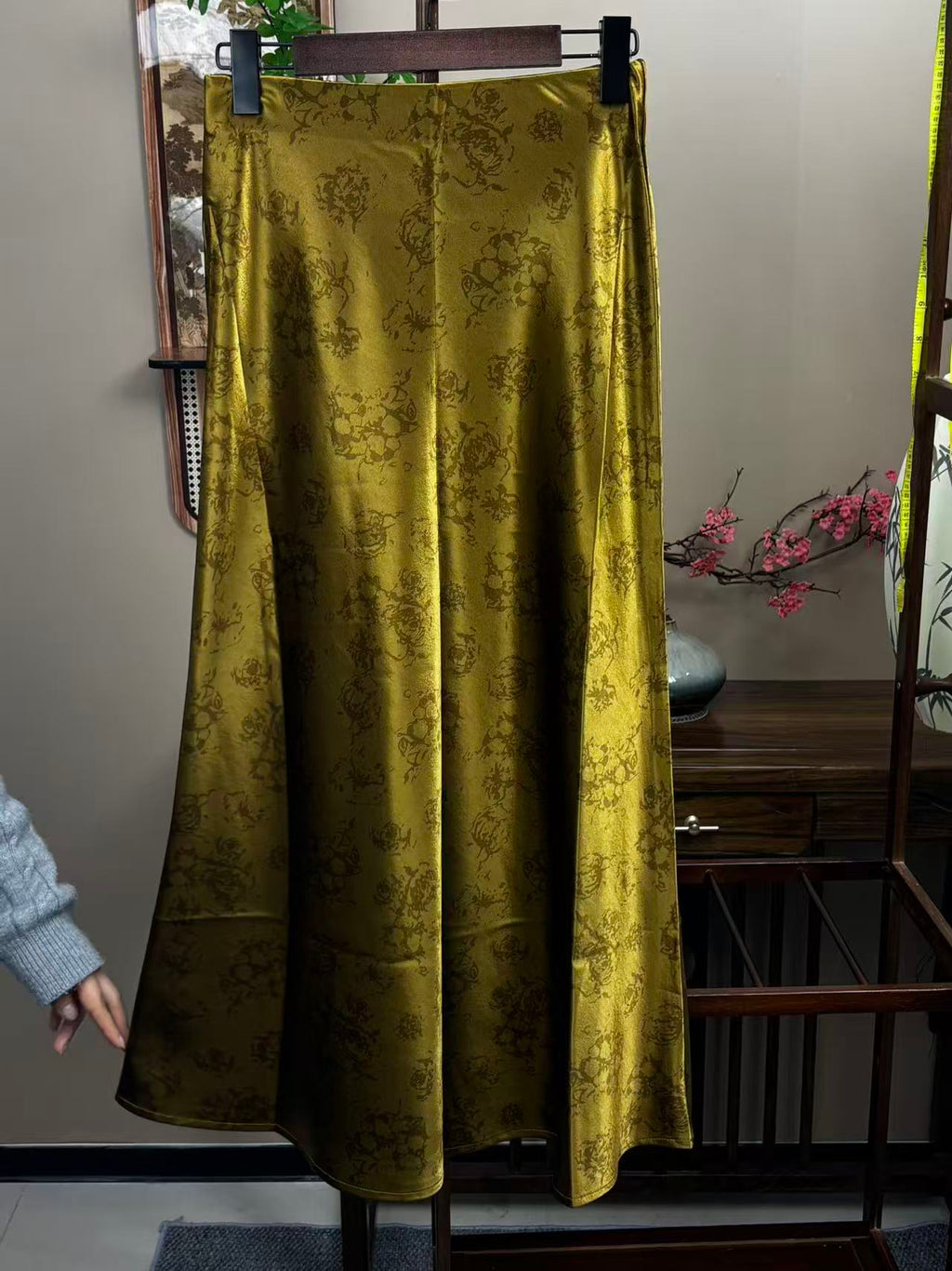 New Chinese-style Jacquard Satin Draped Mermaid Maxi Skirt