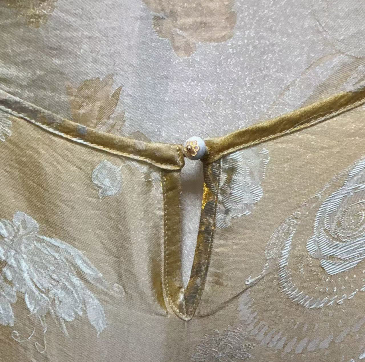 New Chinese-style Gold Floral Jacquard Lace Chinese Blouse