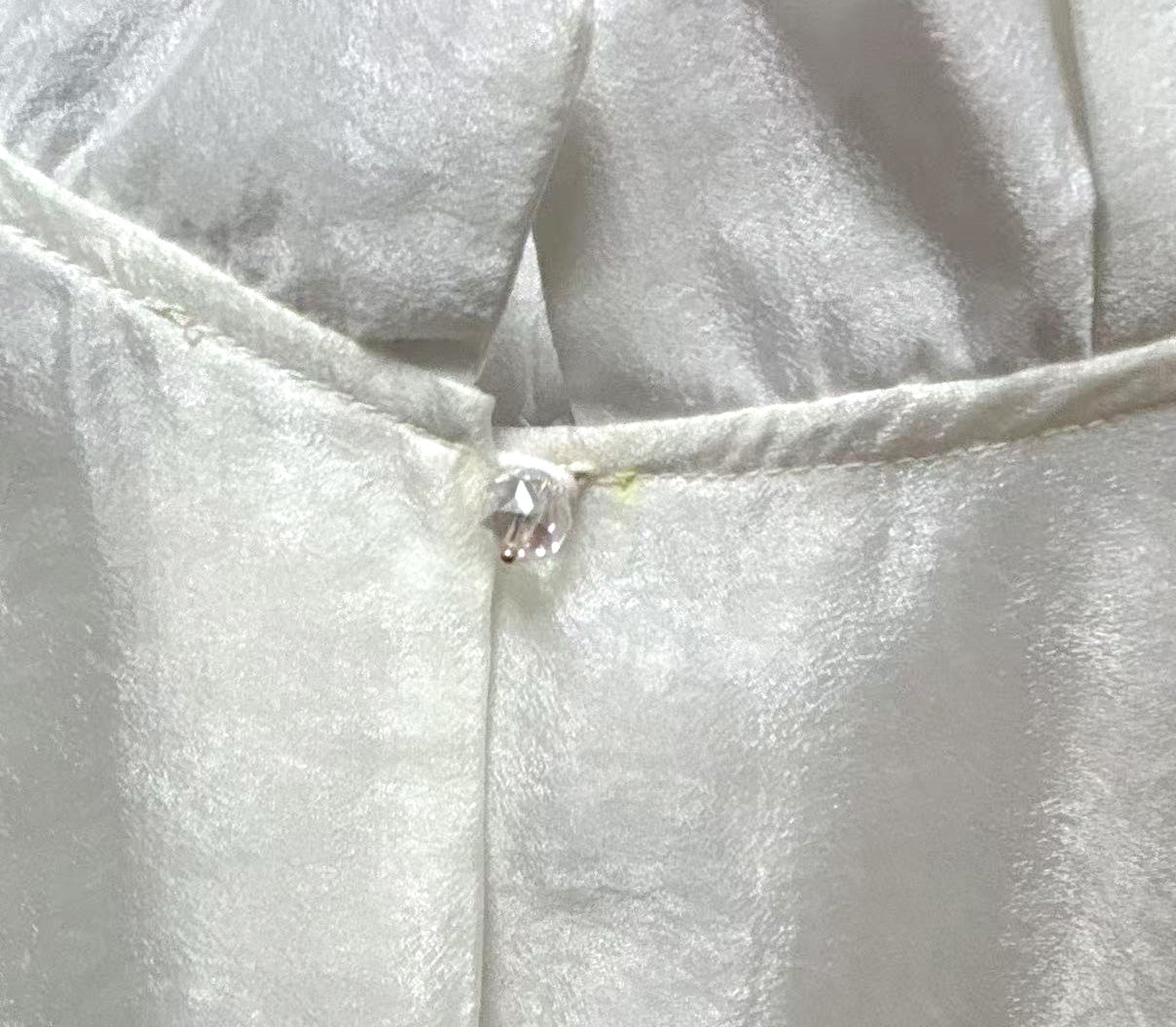 New Chinese-style White Butterfly Embroidered Stand Collar Blouse