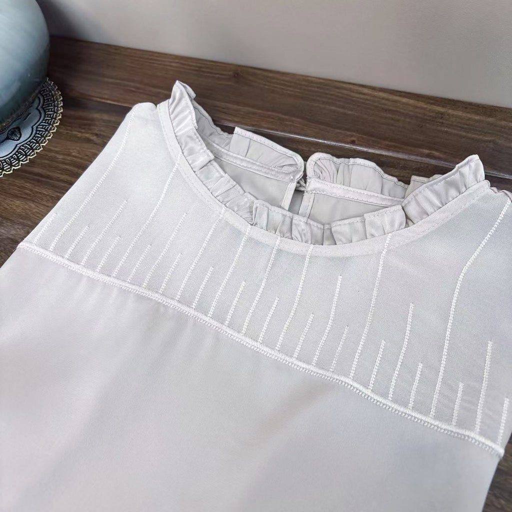 New Chinese-style Beige Ruffle Neck Sleeveless Blouse