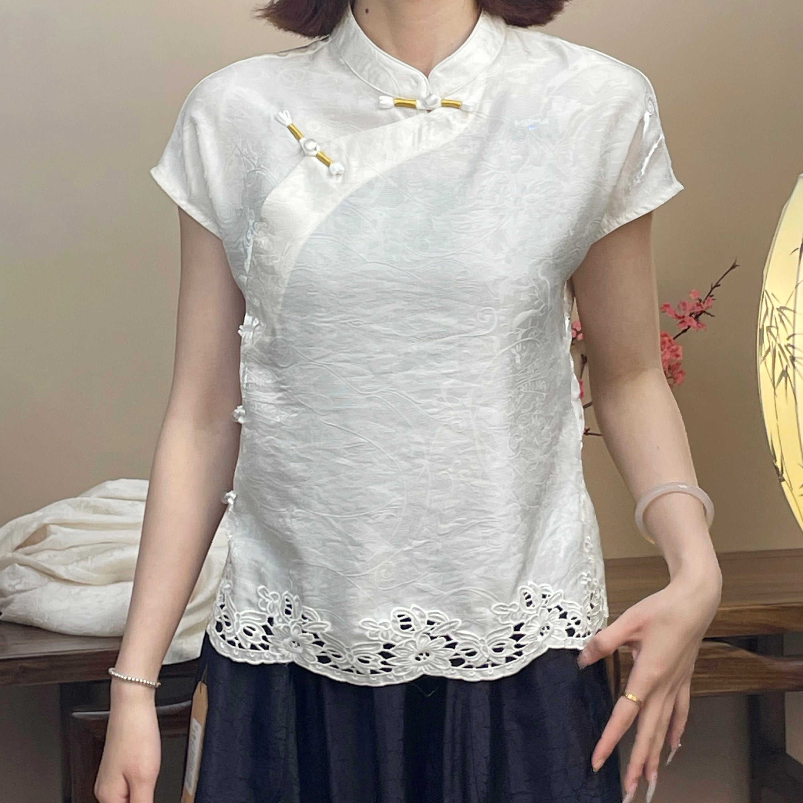 New Chinese style White Jacquard Diagonal Placket Frog Button Blouse