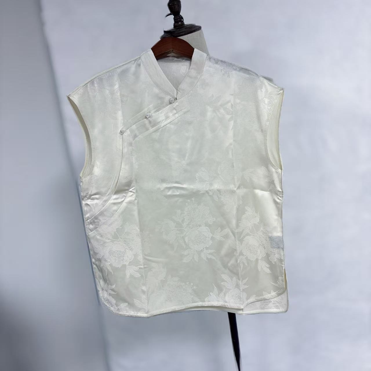 New Chinese-style Peony Jacquard Vest Diagonal Placket Sleeveless Top