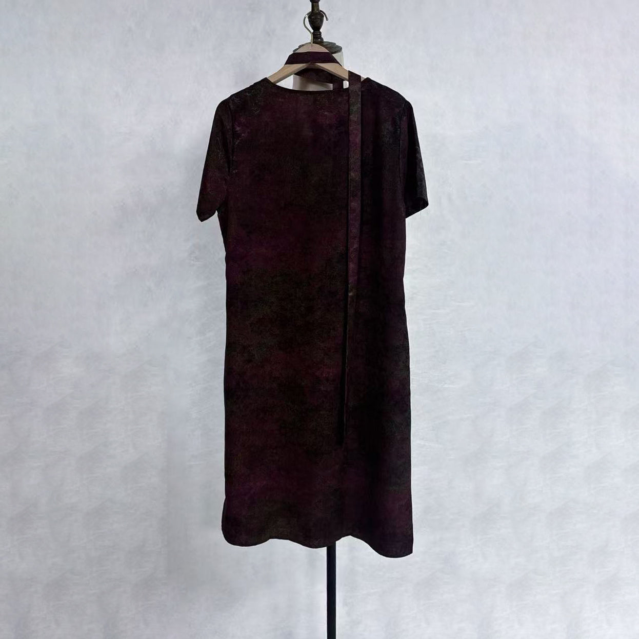 New Chinese-style Dark Purple Jacquard Dress V-Neck Ribbon Straight Midi Dress