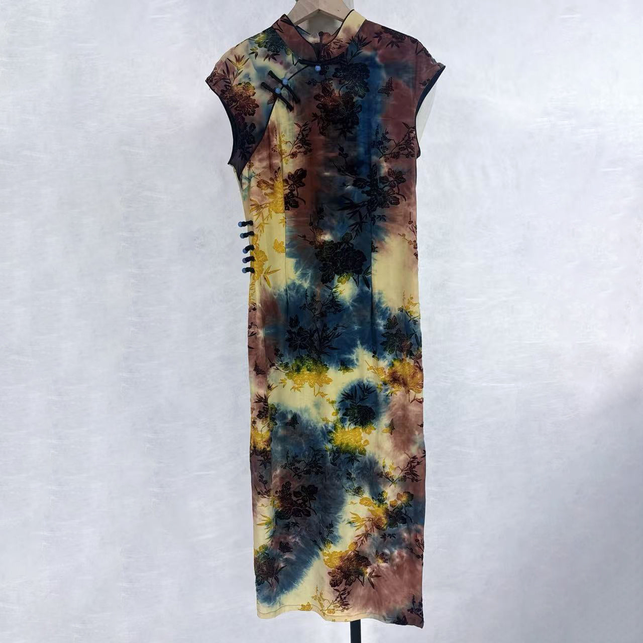 New Chinese-style Tie-Dye Floral Qipao Dress Stand Collar Frog Button Midi Dress