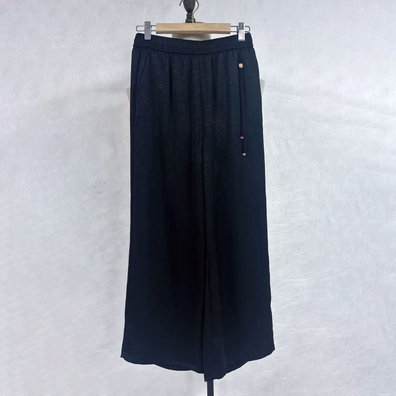 New Chinese-style Jacquard Wide Leg Pants Elastic Waist Beaded Tie Trousers