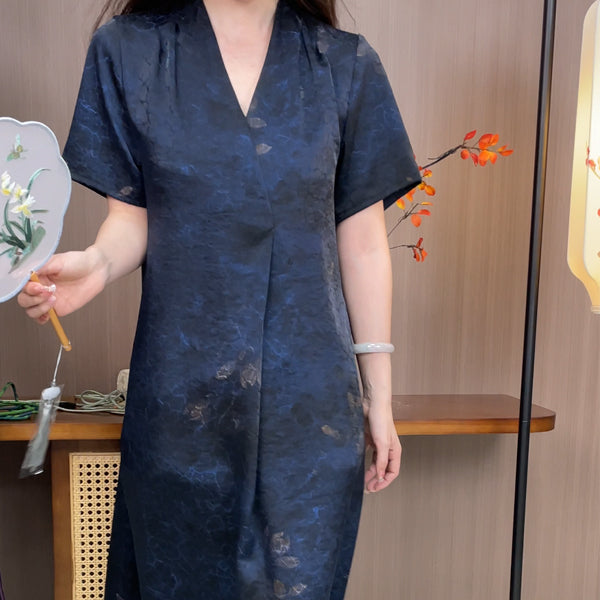Crackle Pattern Xiangyunsha V-neck Short Sleeve Dress