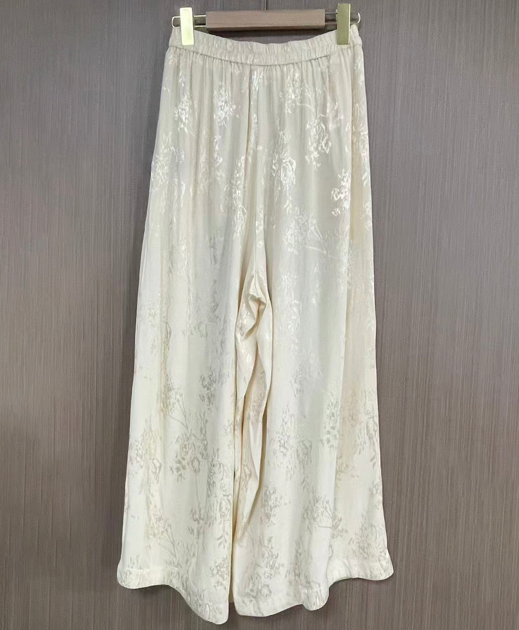 New Chinese-style High-Waisted Draped Satin Trousers