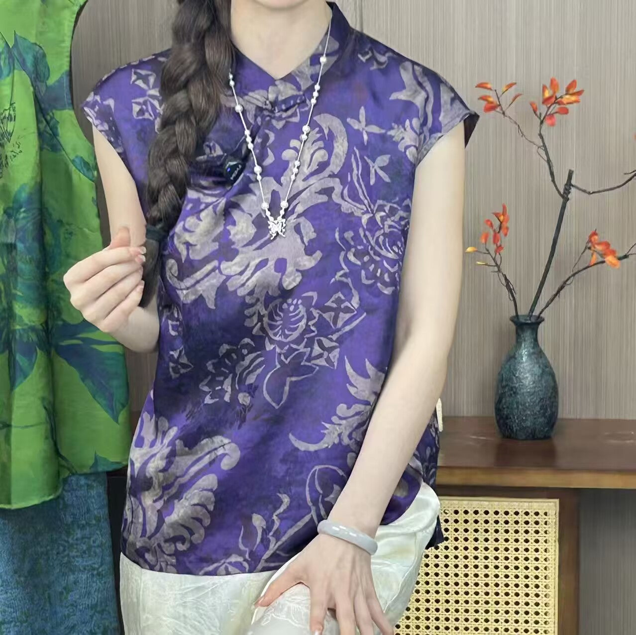 Luxury Xiangyunsha Floral Embroidery Vest, Elegant Commute Chinese Style Outerwear