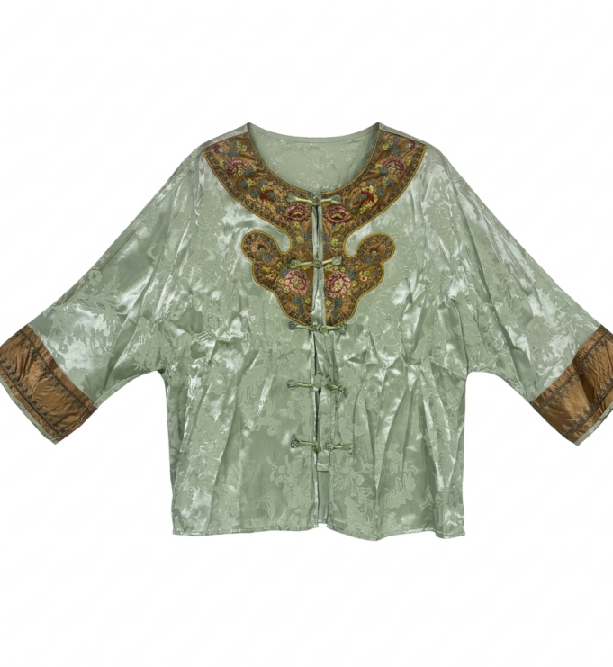 New Chinese-style Embroidered Frog Button Jacquard Top