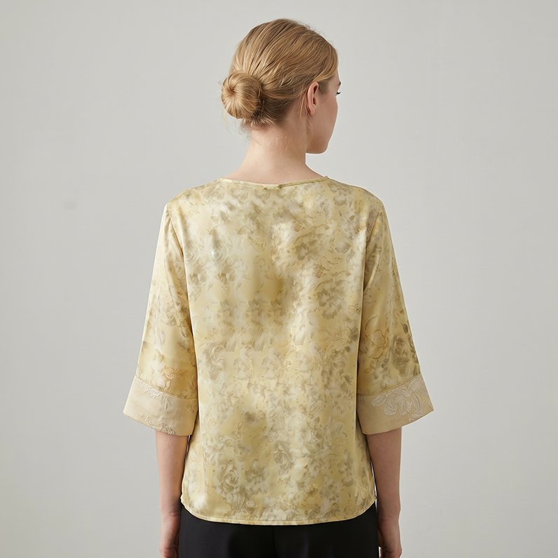 New Chinese-styleWomen's Summer Top, Round Neck, Half Sleeves, Lightweight Elegant Shirt