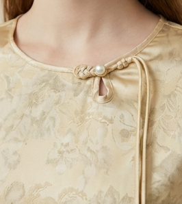 New Chinese-styleWomen's Summer Top, Round Neck, Half Sleeves, Lightweight Elegant Shirt