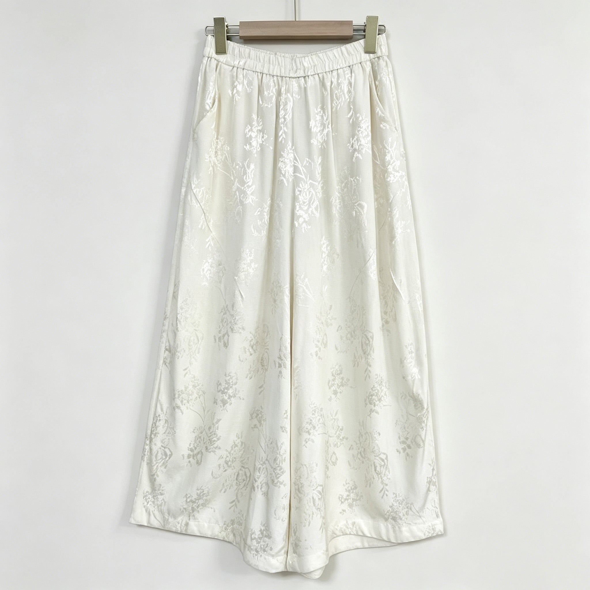 New Chinese-style High-Waisted Draped Satin Trousers